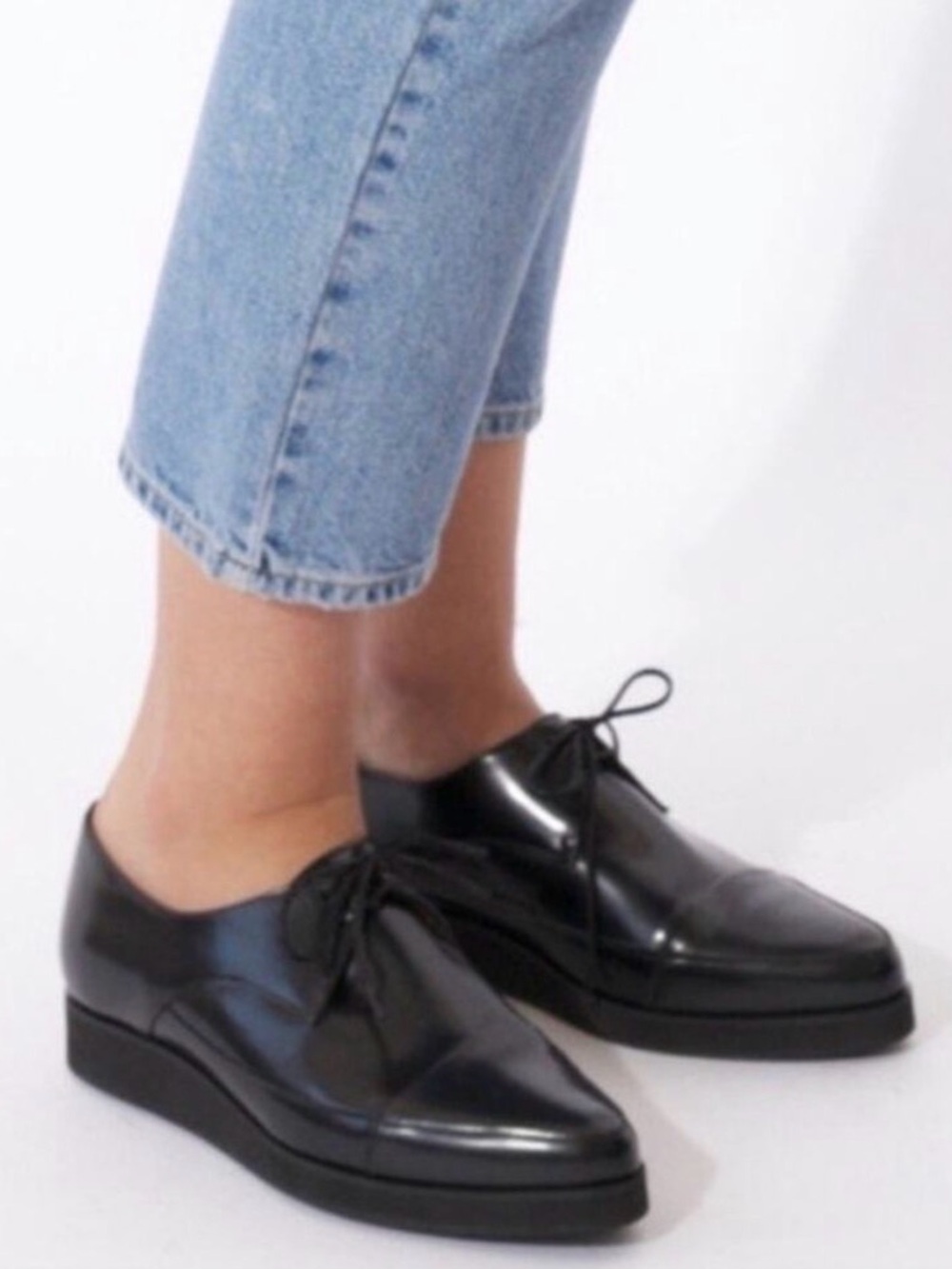 Anne Thomas London Platform Oxford in black W 38